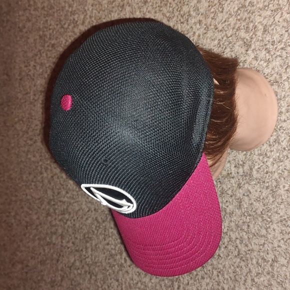 Adult Assassins Creed One-Touch Seamless Baseball Hat One Size Stretch Fit - Picture 3 of 9